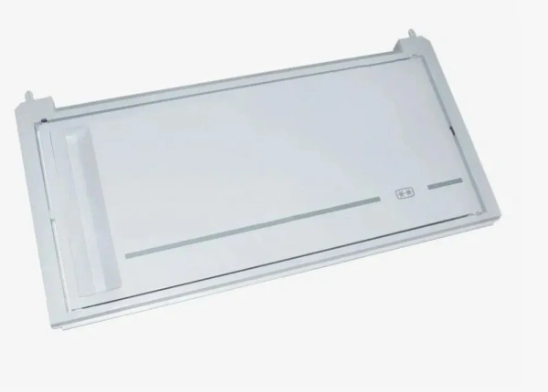 Дверца испарителя (морозильного отделения) холодильников Минск-Атлант в сборе с рамкой арт. 240080101000