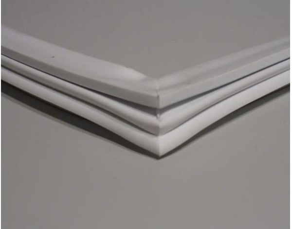 Уплотнитель двери холодильника Атлант 769748901524