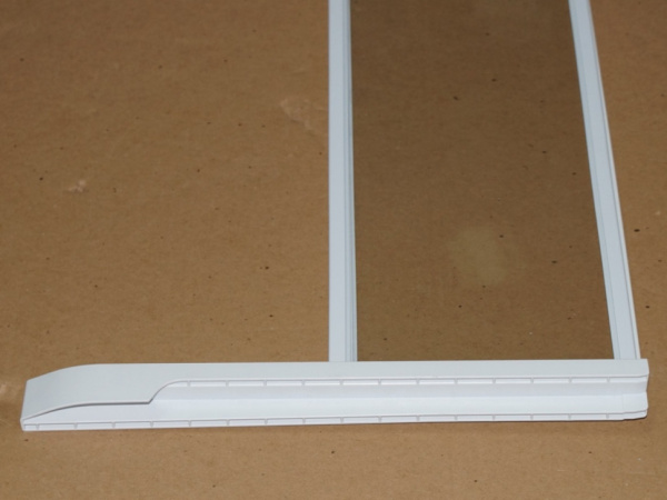 Полка стеклянная складная (485x360 mm) холодильника Атлант 769748503400